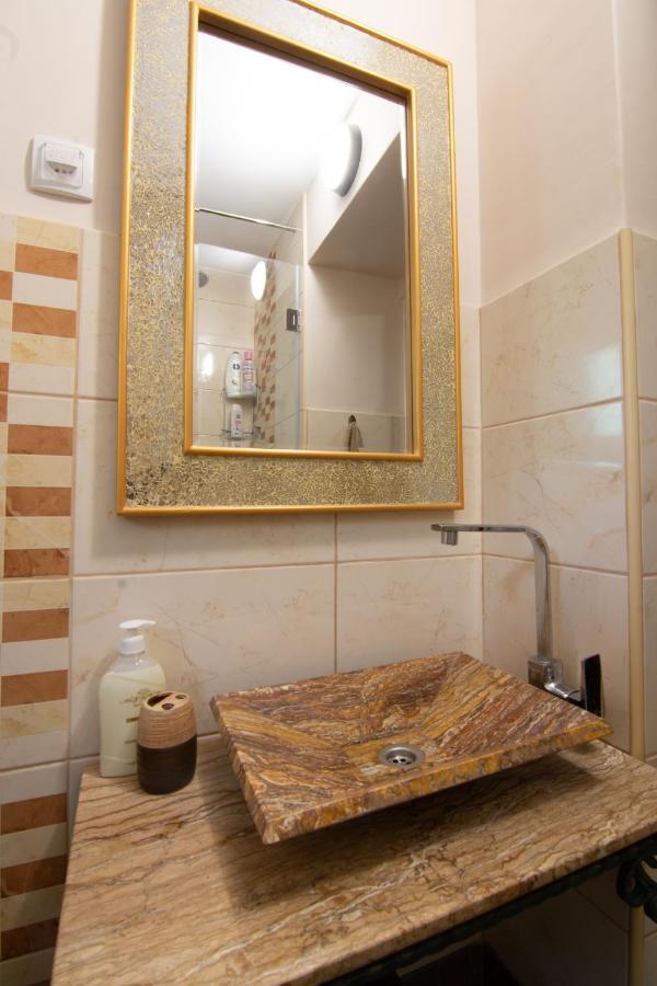 Top Spot Apartment Belgrade Exterior photo